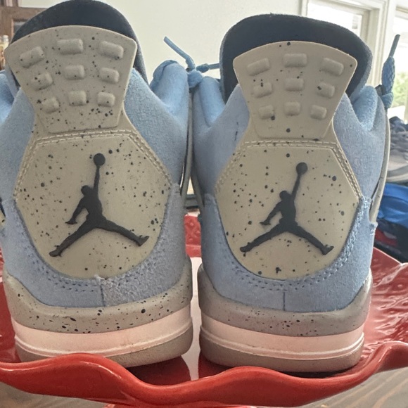 Jordan Kids Light Blue and Gray Sneakers - Picture 9 of 10